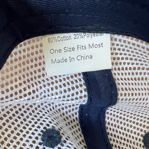 NWOT-WOMEN'S VINTAGE, DISTRESSED, PONYTAIL ADJUSTABEL TRUCKER HAT - Picture 12 of 12